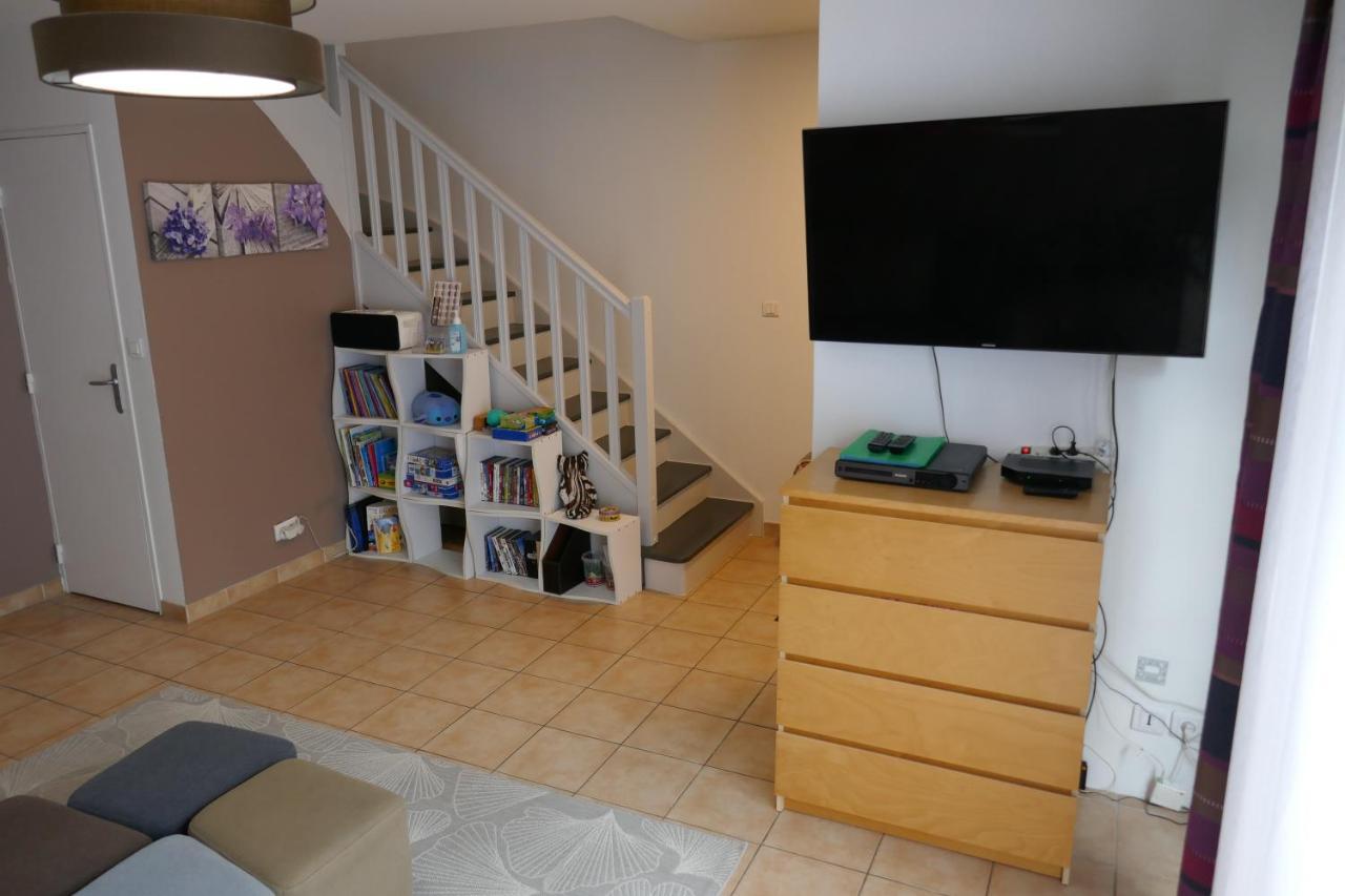 Les Villas Paradis - Serris, Proche Paris & Disneyland ภายนอก รูปภาพ